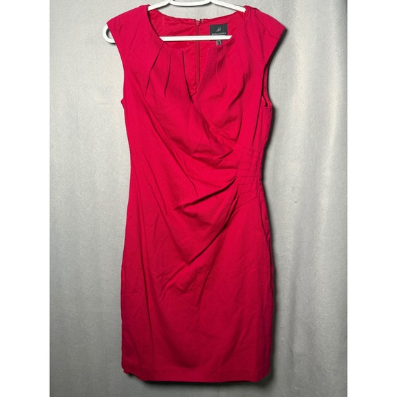 Adrianna Papell Dresses & Skirts - Adrianna Papell Pink Textured Surplice Pleated Sheath Dress Size 6 Sleeveless
